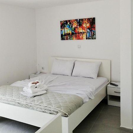 Redex Apartments Ohrid Exterior photo