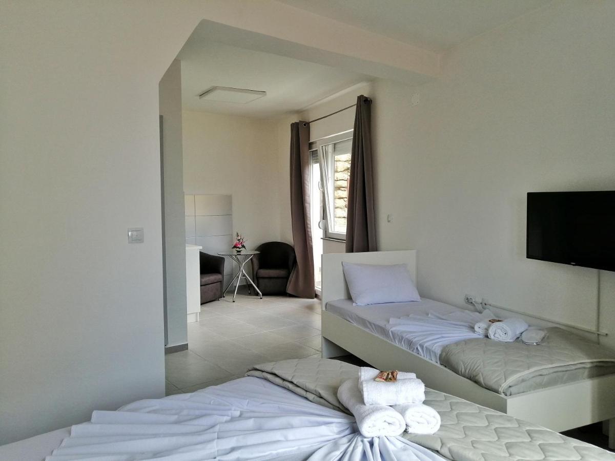 Redex Apartments Ohrid Exterior photo